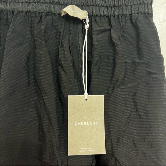 NWT Everlane XXS Black Satin High Rise Elastic Waist Relaxed Fit Pull On Shorts - Picture 6 of 10
